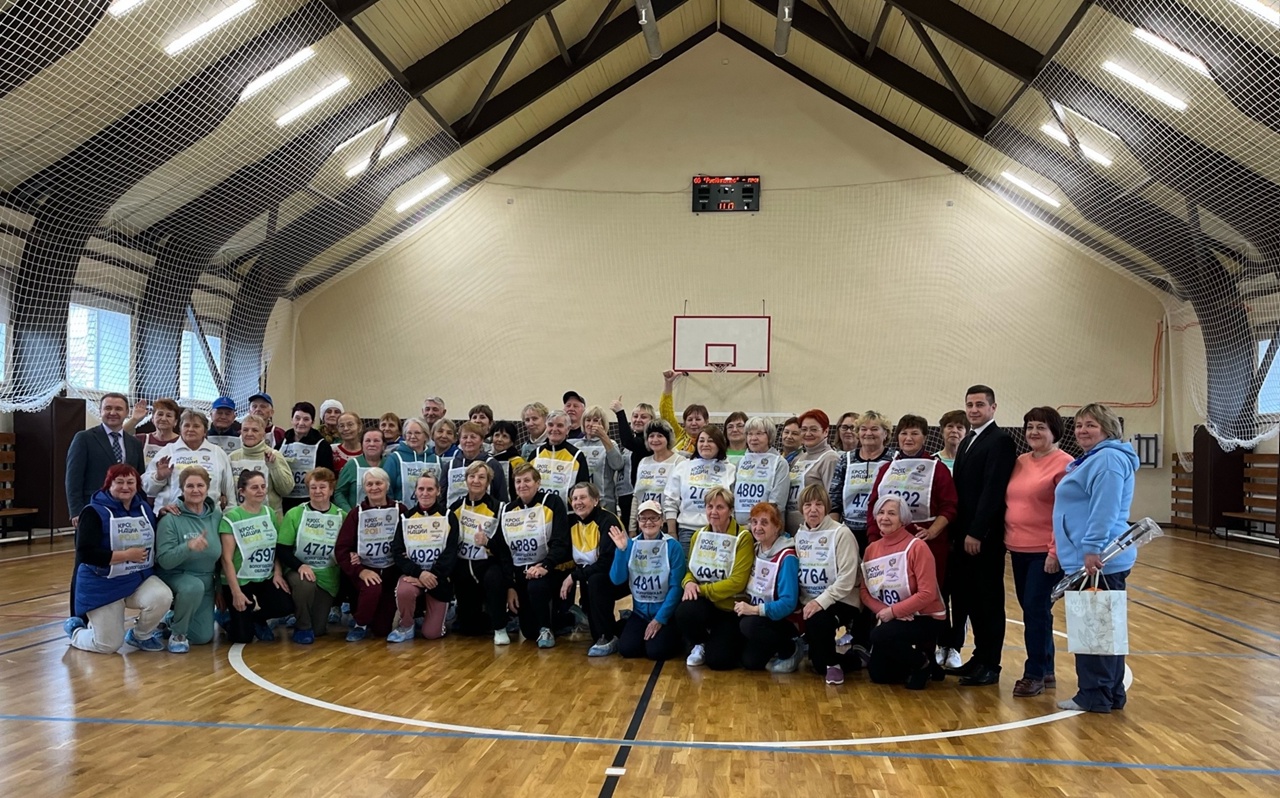  Шестой межрайонный Фестиваль по скандинавской ходьбе "За здоровый образ жизни и активное долголетие" в рамках реализации проекта " Мы молоды душой" при поддержке Правительства Вологодской области.