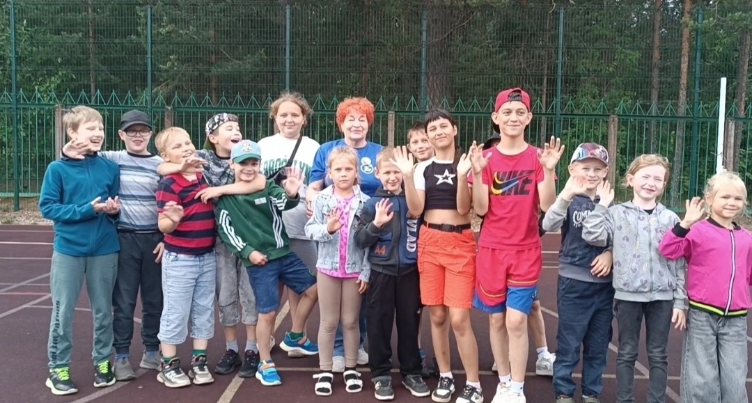 Серебряный волонтер подарила детям праздник спорта!